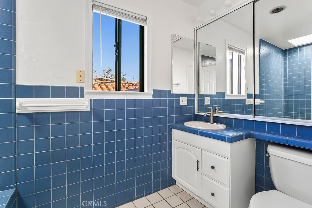 MLS #OC25272534 image #17