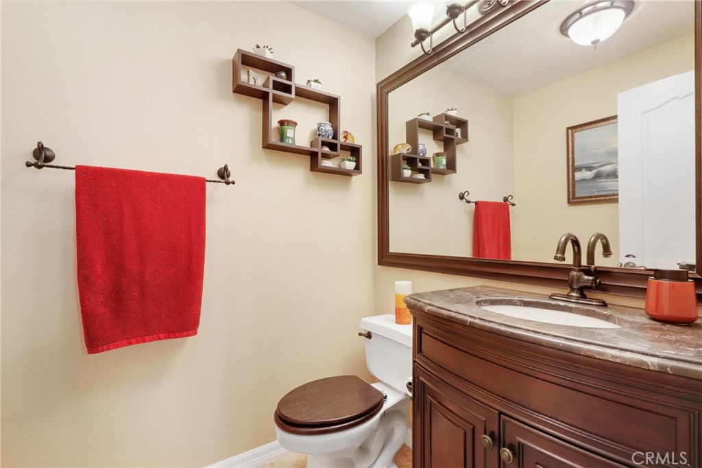 MLS #OC25272543 image #14