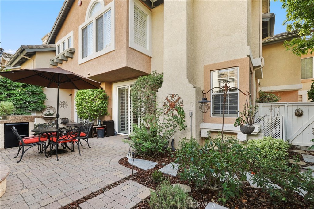 MLS #OC25272543 image #18