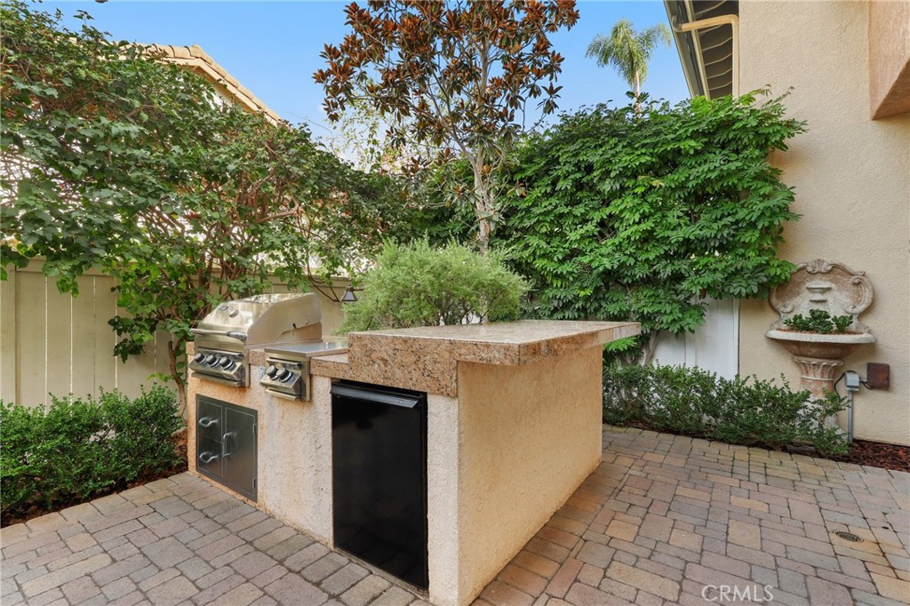 MLS #OC25272543 image #20