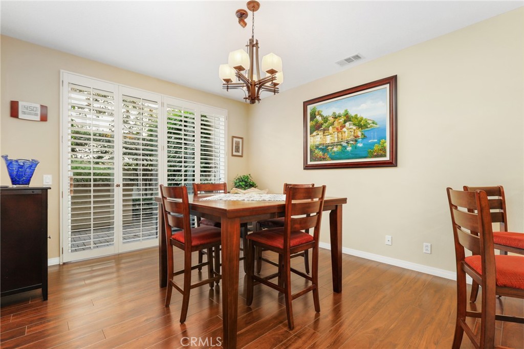 MLS #OC25272543 image #9