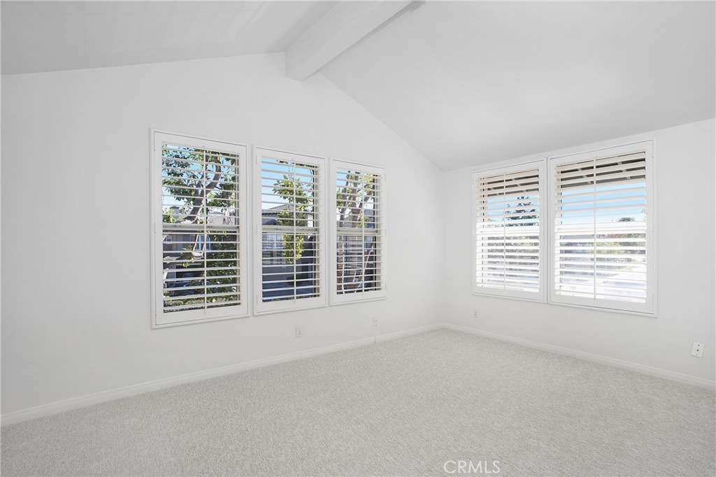 MLS #OC25272546 image #13