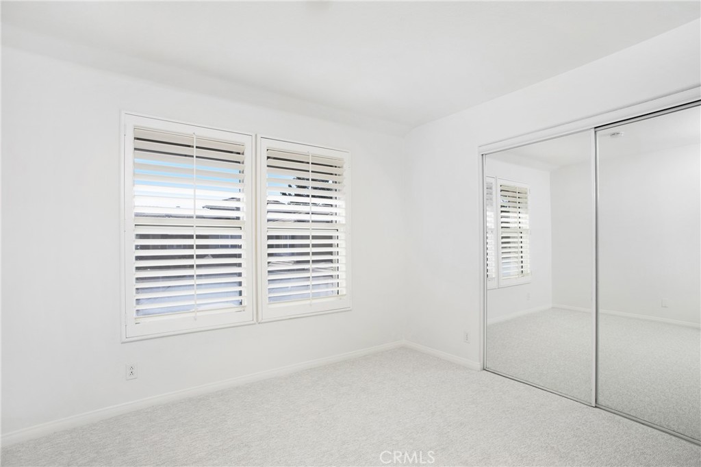 MLS #OC25272546 image #14