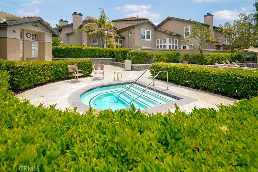 MLS #OC25272546 image #21