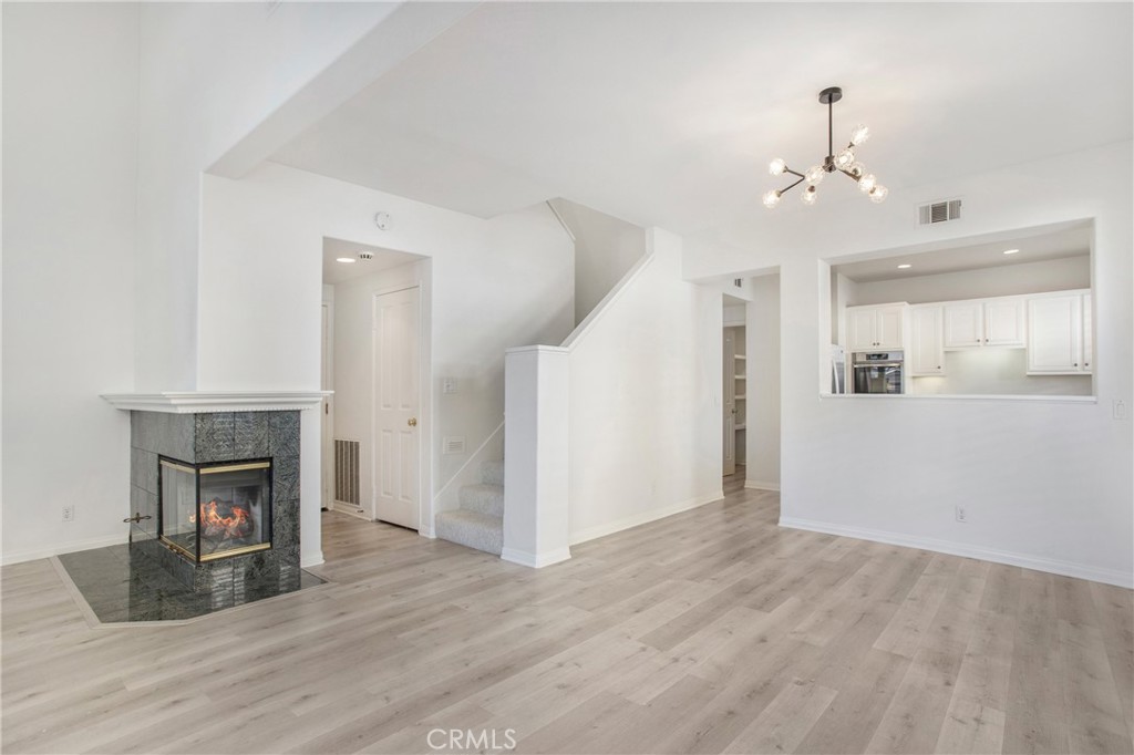 MLS #OC25272546 image #7