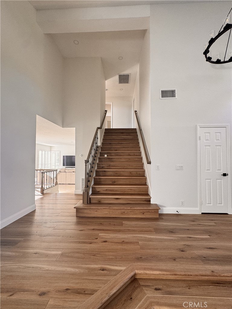 MLS #OC25272573 image #11