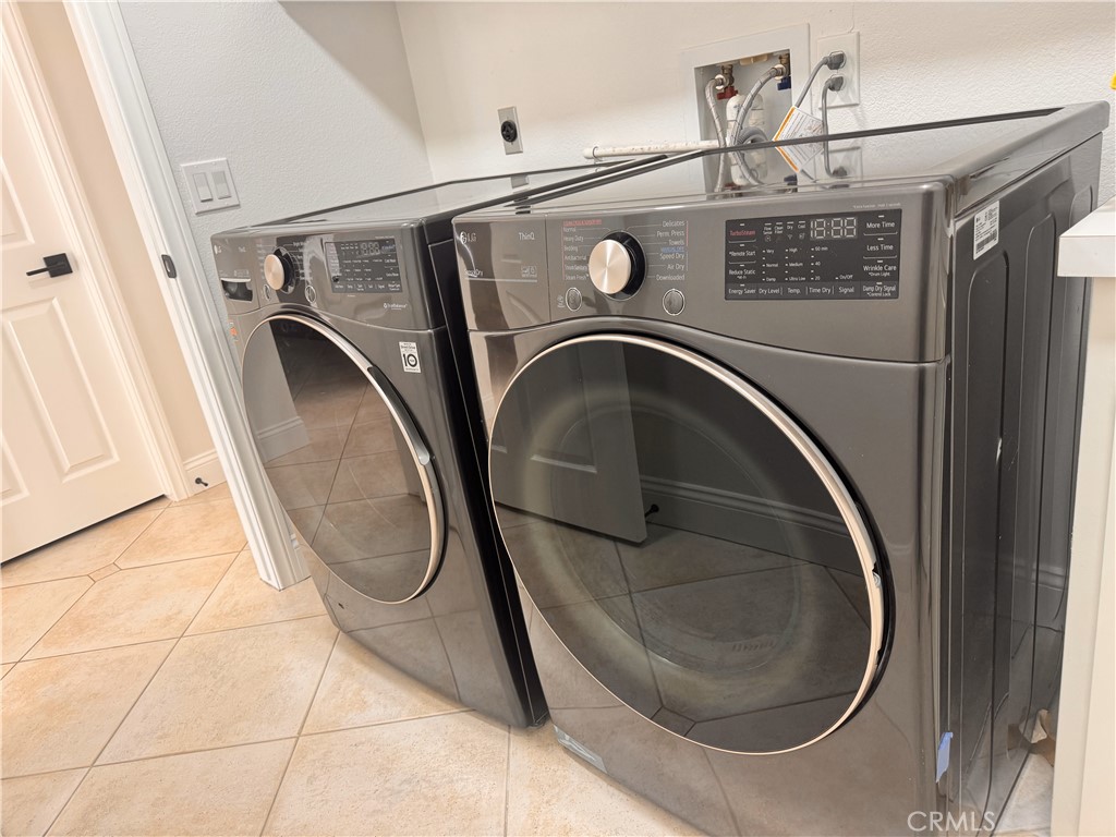 MLS #OC25272573 image #7