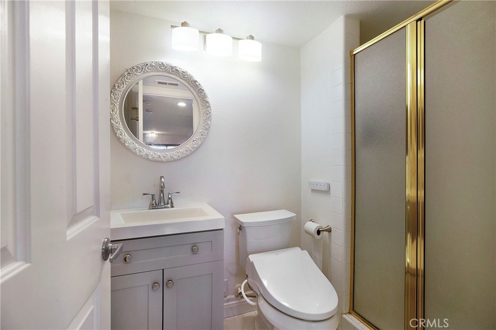 MLS #OC25272593 image #16