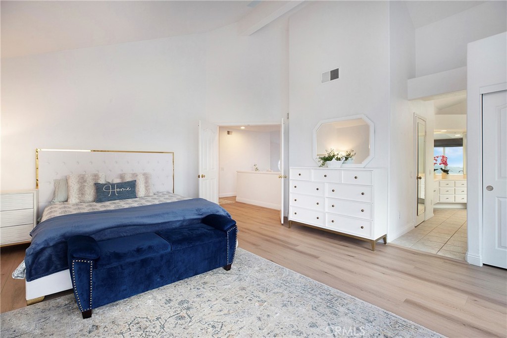 MLS #OC25272593 image #19