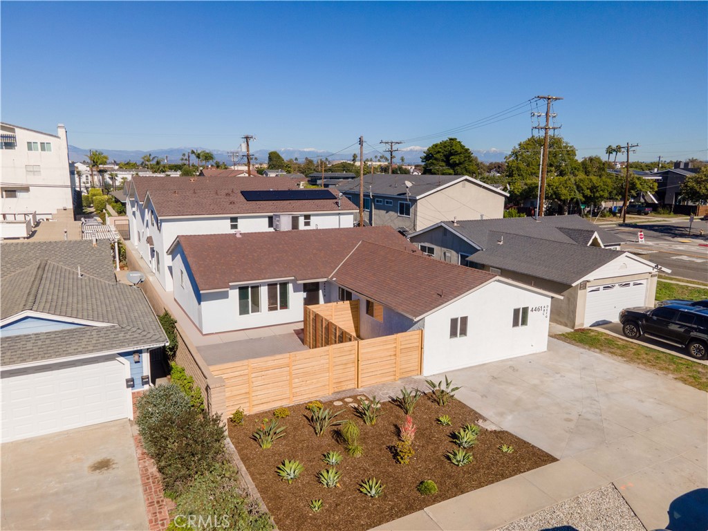 MLS #OC25272609 image #0