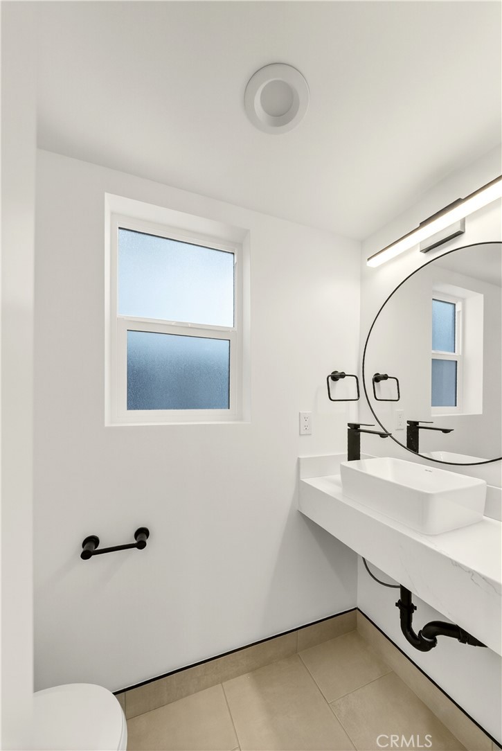 MLS #OC25272609 image #12