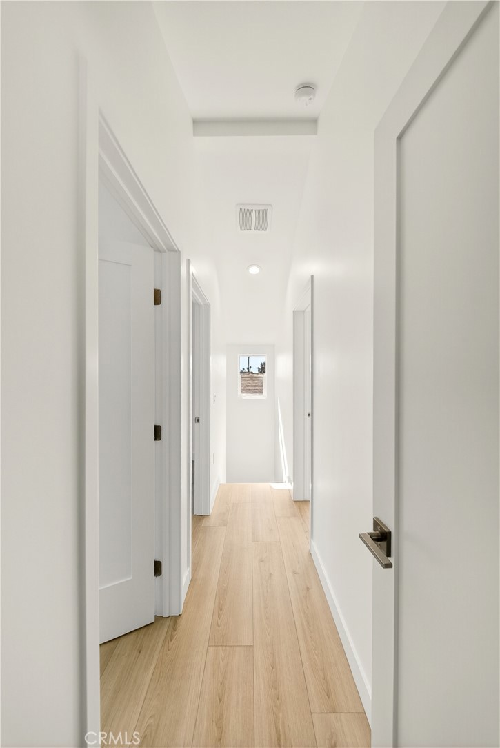 MLS #OC25272609 image #8