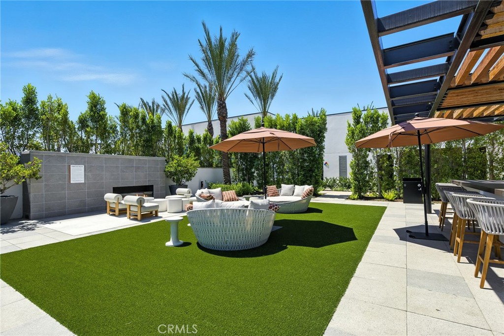 MLS #OC25272629 image #20