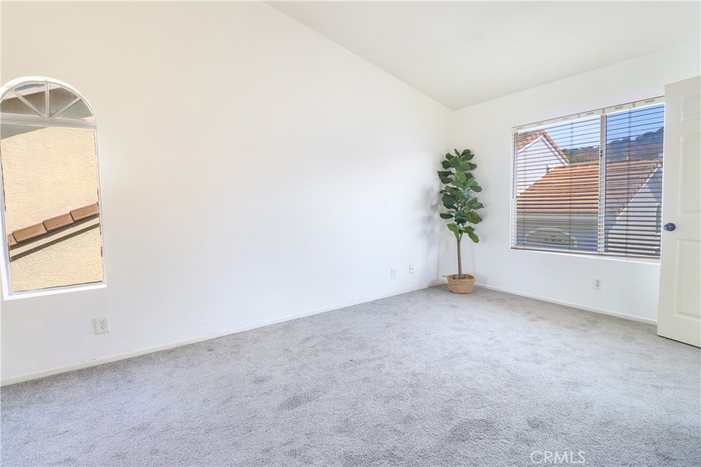 MLS #OC25272675 image #14