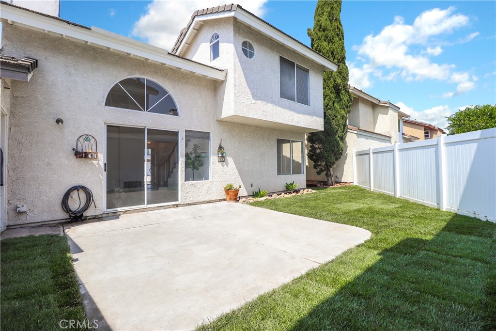 MLS #OC25272675 image #2