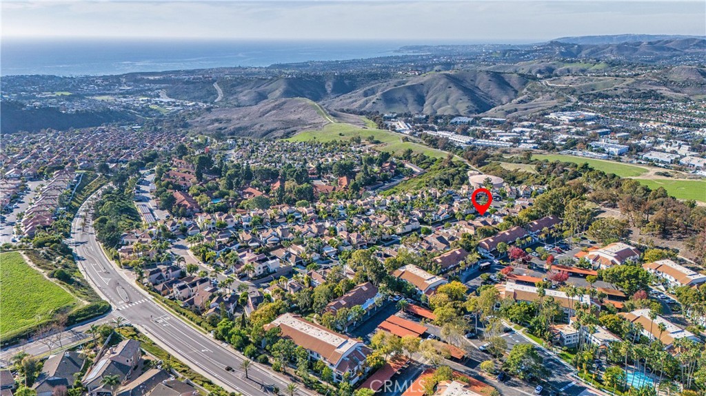 MLS #OC25272680 image #33