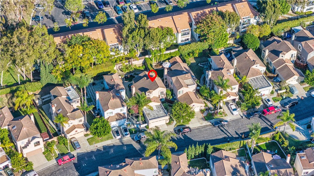 MLS #OC25272680 image #36