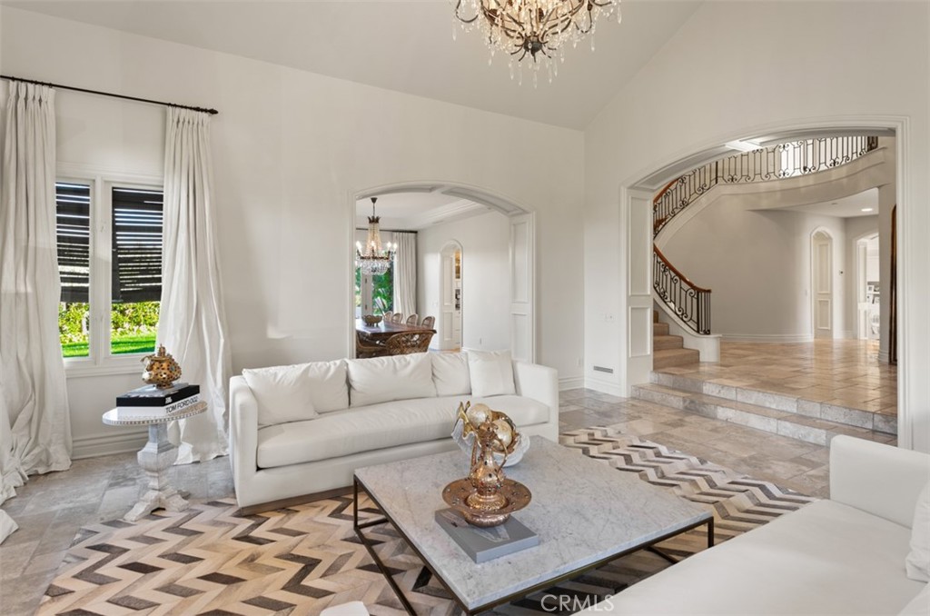 MLS #OC25272697 image #2