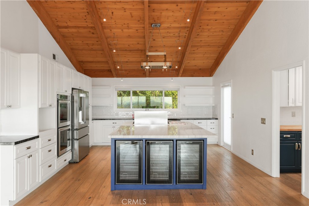 MLS #OC25272732 image #1