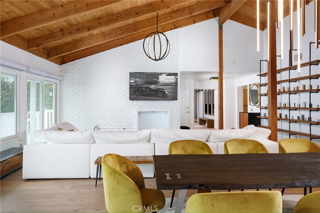 MLS #OC25272732 image #33