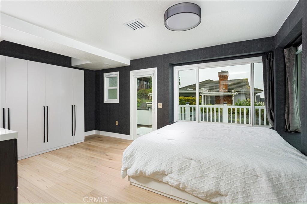 MLS #OC25272732 image #38