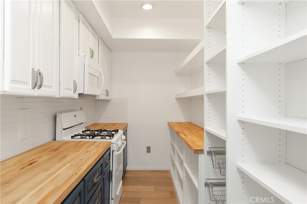 MLS #OC25272732 image #4