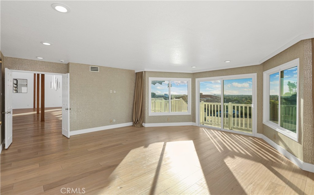 MLS #OC25272732 image #6