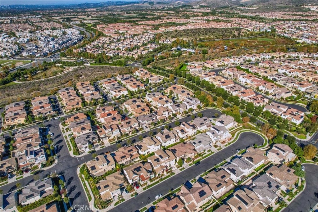 MLS #OC25272734 image #23