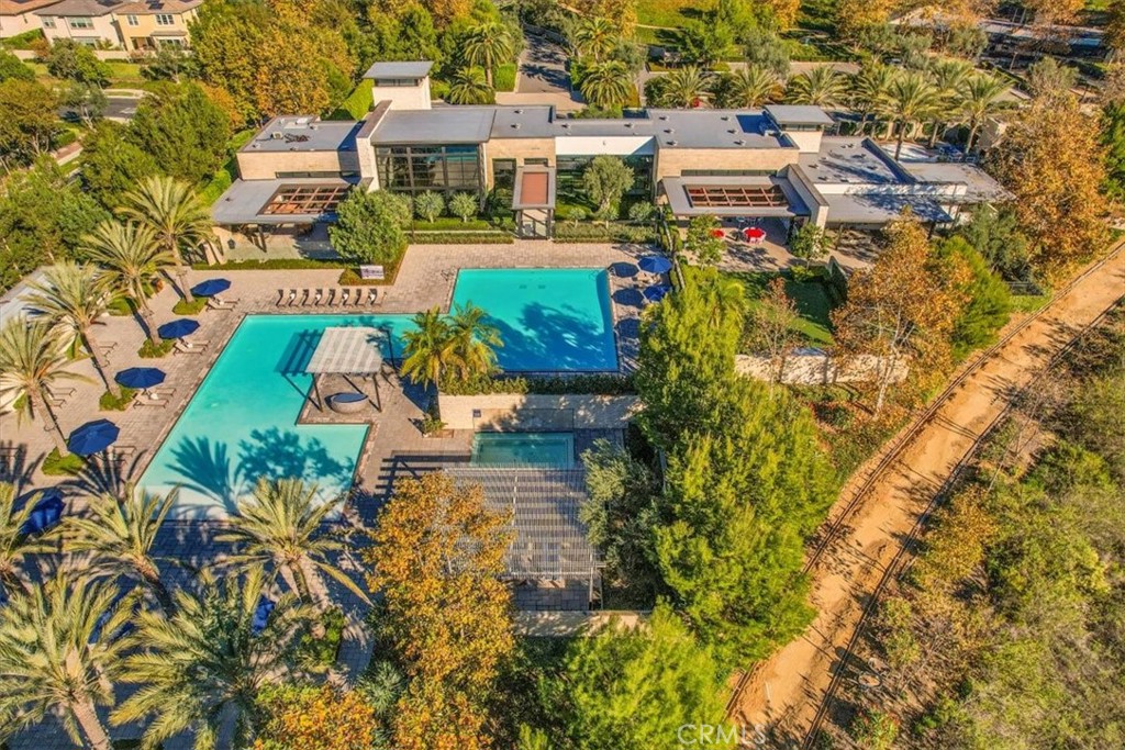 MLS #OC25272734 image #24