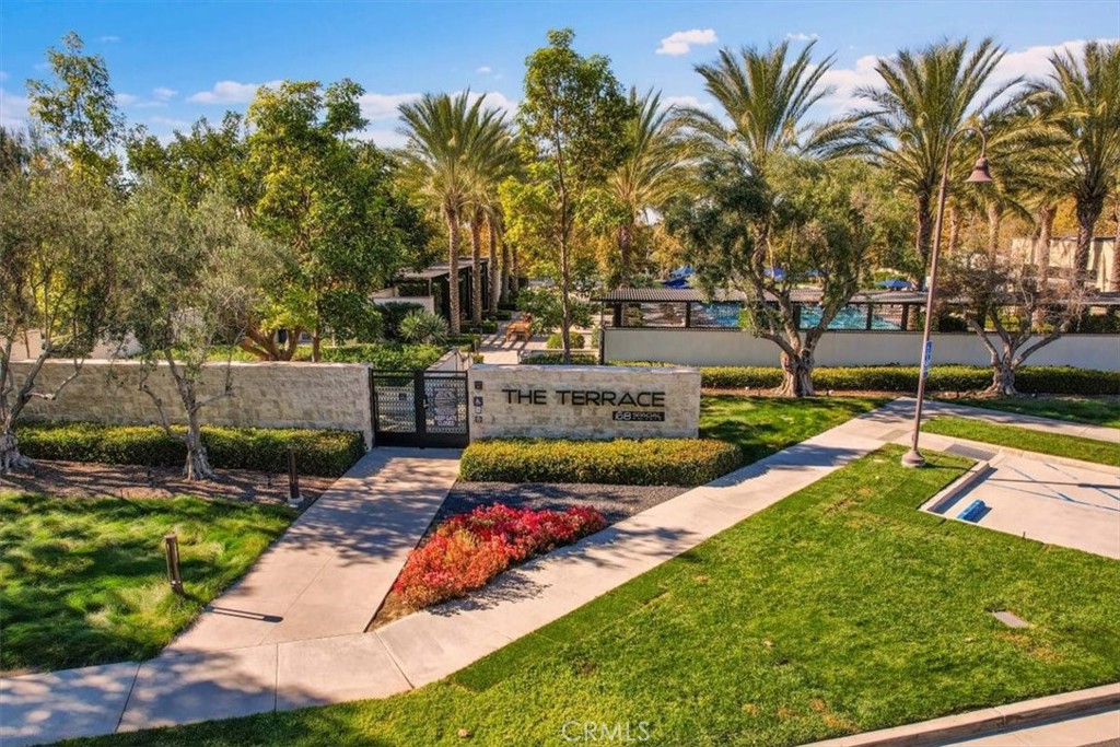 MLS #OC25272734 image #34