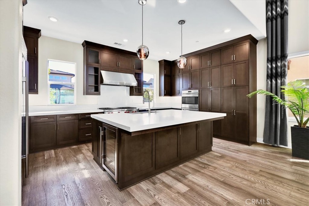 MLS #OC25272734 image #6