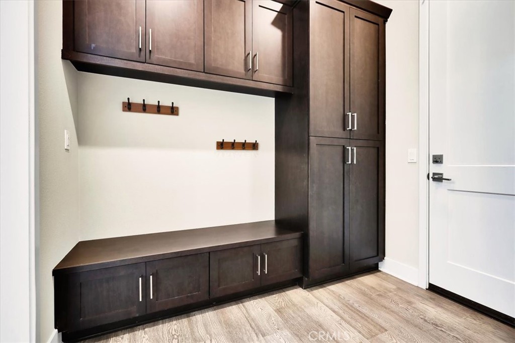 MLS #OC25272734 image #8