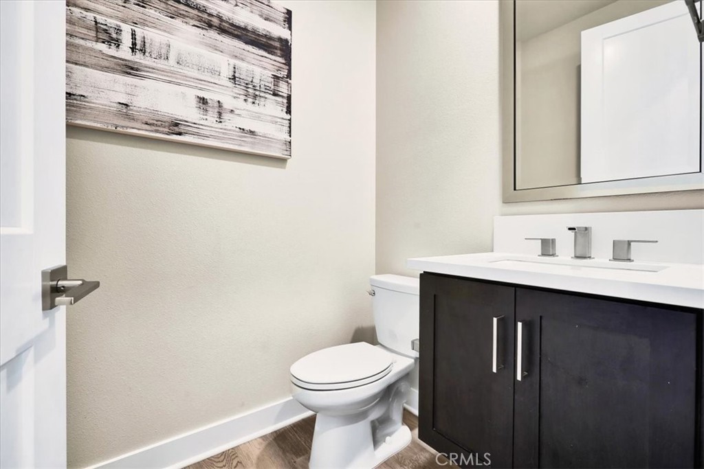 MLS #OC25272734 image #9