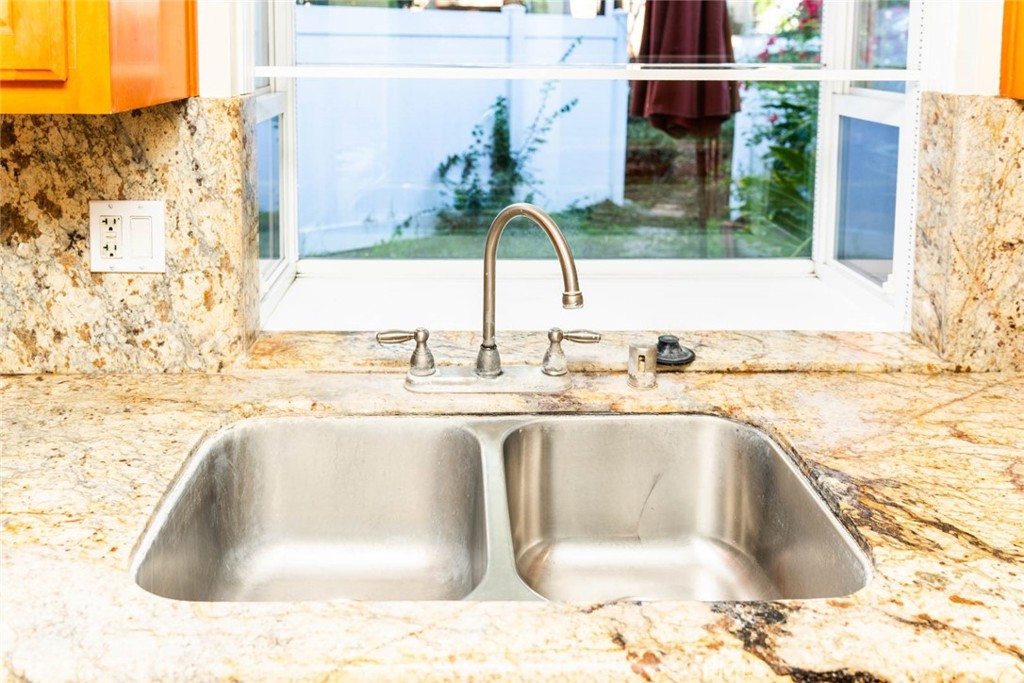 MLS #OC25272751 image #29