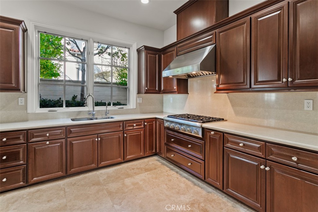 MLS #OC25272752 image #17