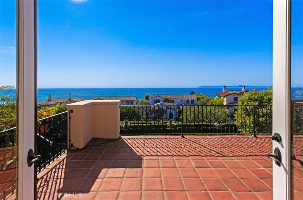 MLS #OC25272752 image #26