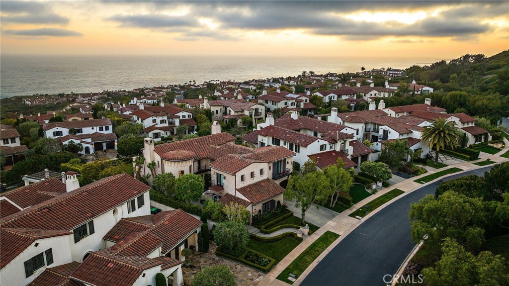 MLS #OC25272752 image #37