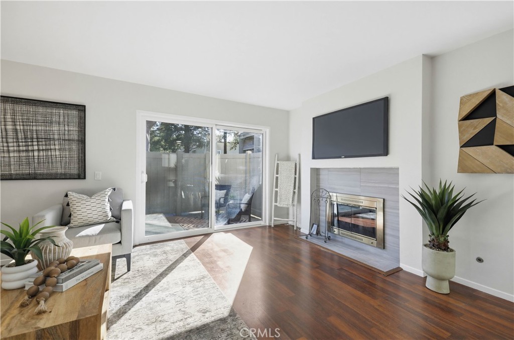 MLS #OC25272755 image #11