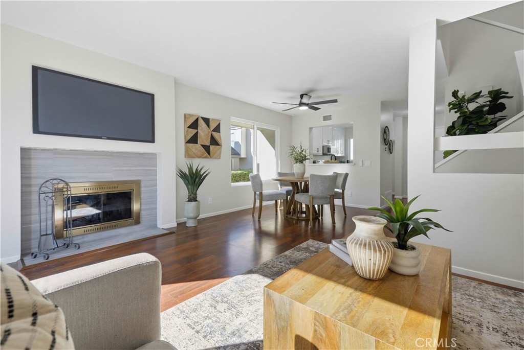 MLS #OC25272755 image #12