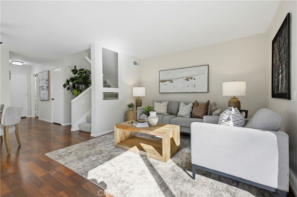 MLS #OC25272755 image #13