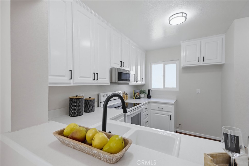 MLS #OC25272755 image #17