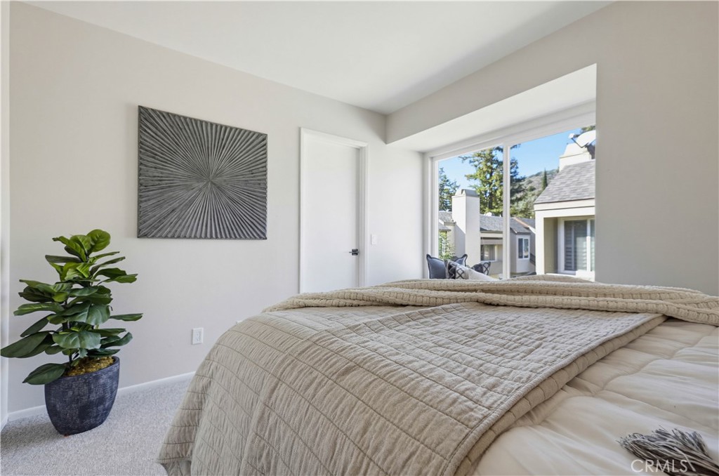 MLS #OC25272755 image #34