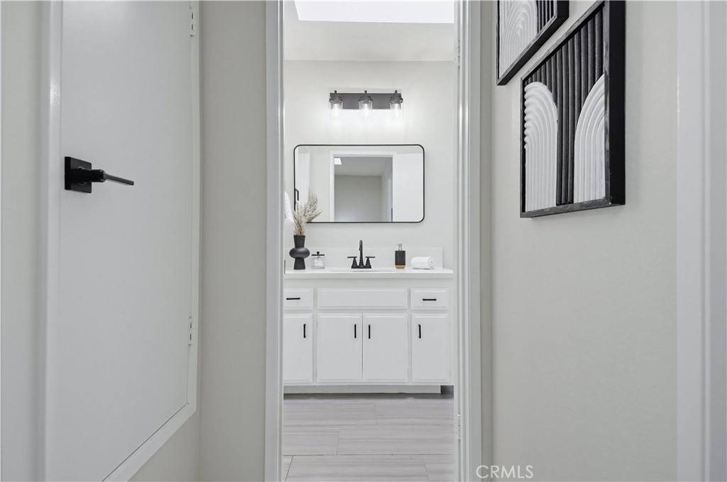 MLS #OC25272755 image #35