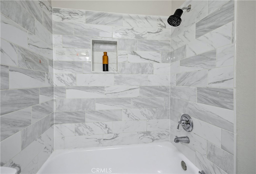 MLS #OC25272755 image #38