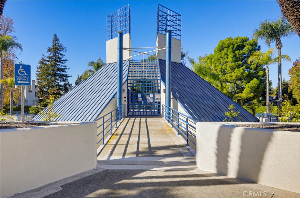 MLS #OC25272755 image #48