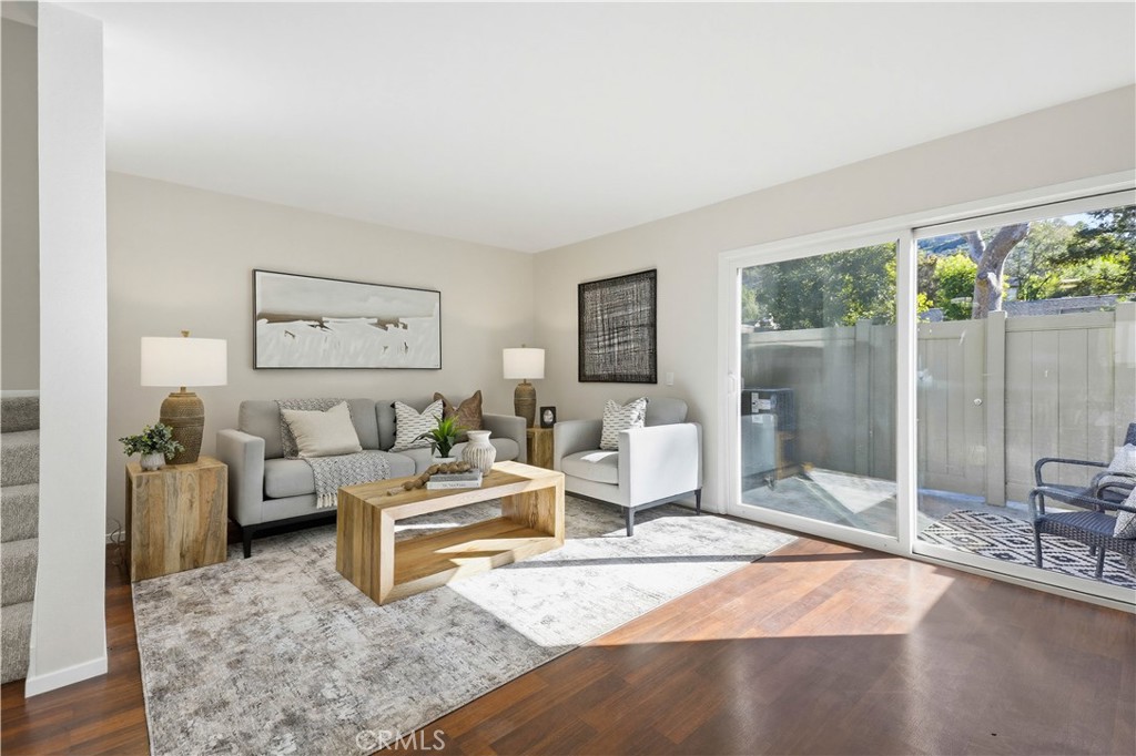 MLS #OC25272755 image #9