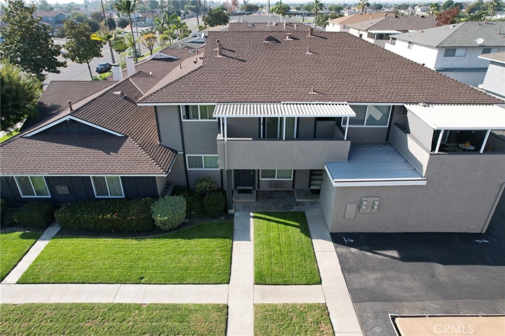 MLS #OC25272769 image #4