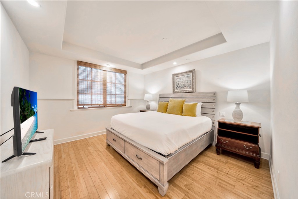 MLS #OC25272786 image #11