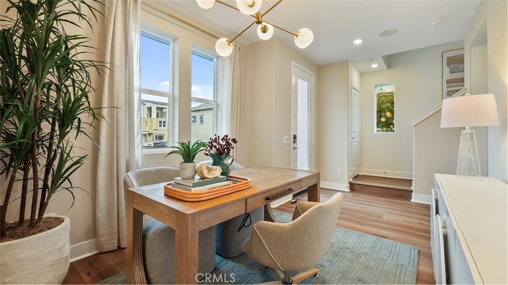 MLS #OC25272803 image #7