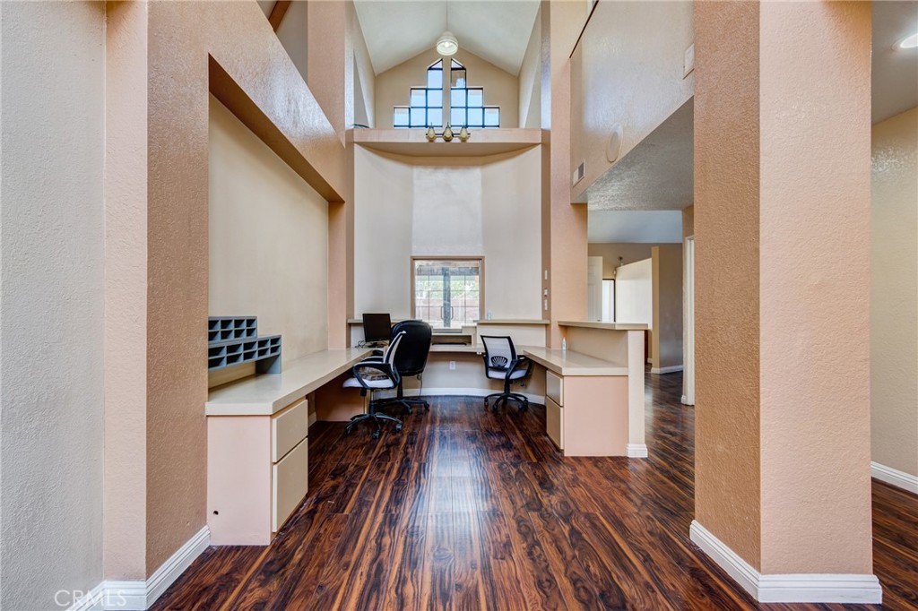 MLS #OC25272810 image #3